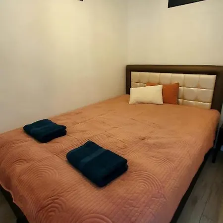 Sunshine Apartment
